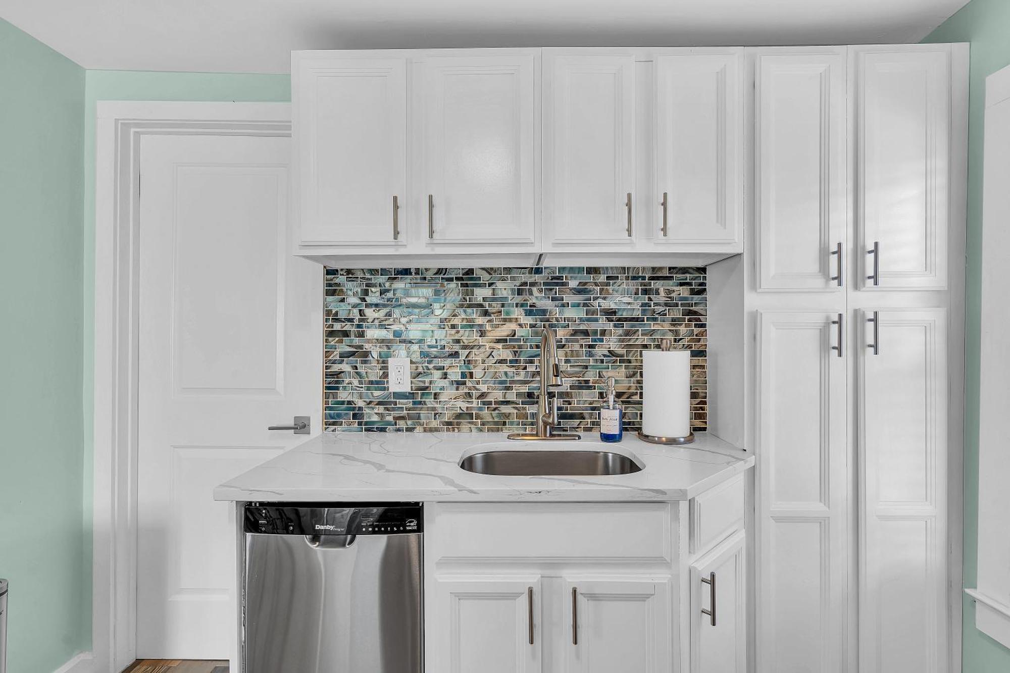 6-Min Walk To Asbury Park & Og Main St - Updated & Cozy Apartment In Historic Ocean Grove - Fire Pit & Patio - Fast Wi-Fi מראה חיצוני תמונה