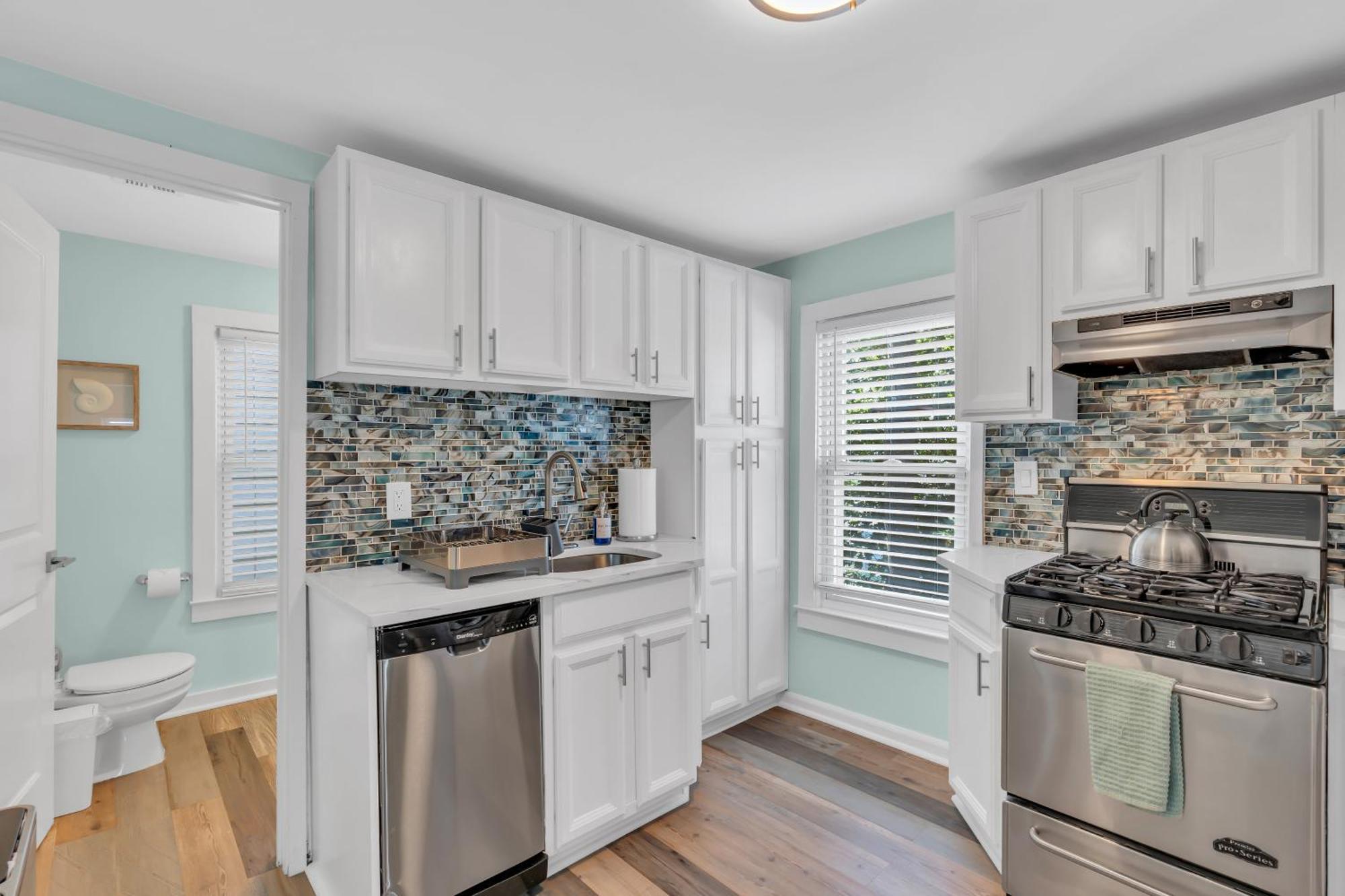 6-Min Walk To Asbury Park & Og Main St - Updated & Cozy Apartment In Historic Ocean Grove - Fire Pit & Patio - Fast Wi-Fi מראה חיצוני תמונה